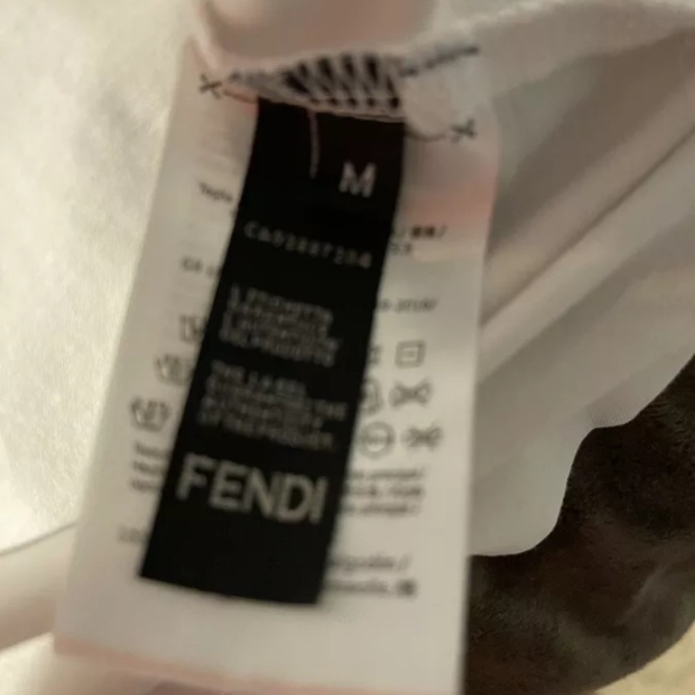 Fendi t shirt